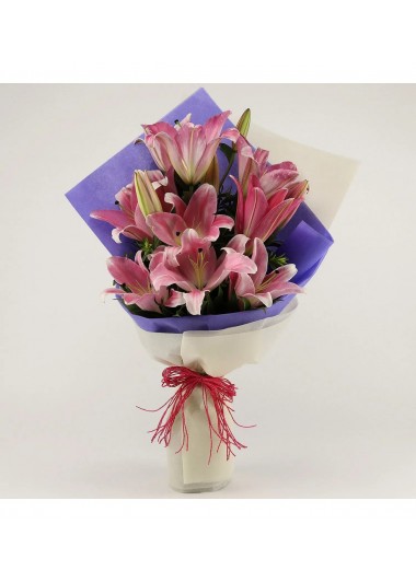 pembe lilyumlar buketi